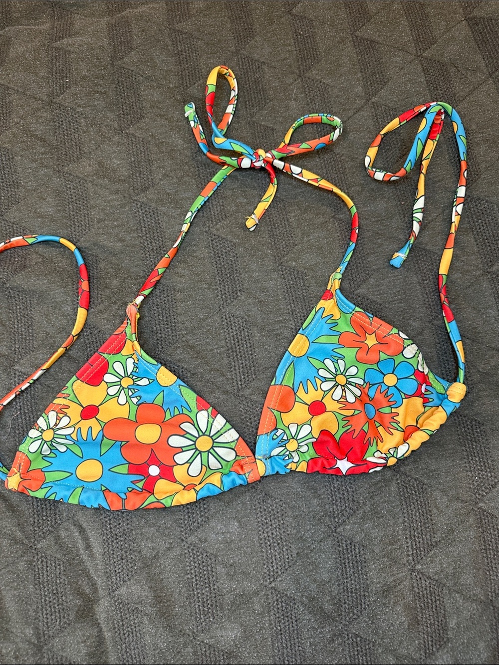 Vibrant retro Floral Triangle Bikini Top - Multicolor